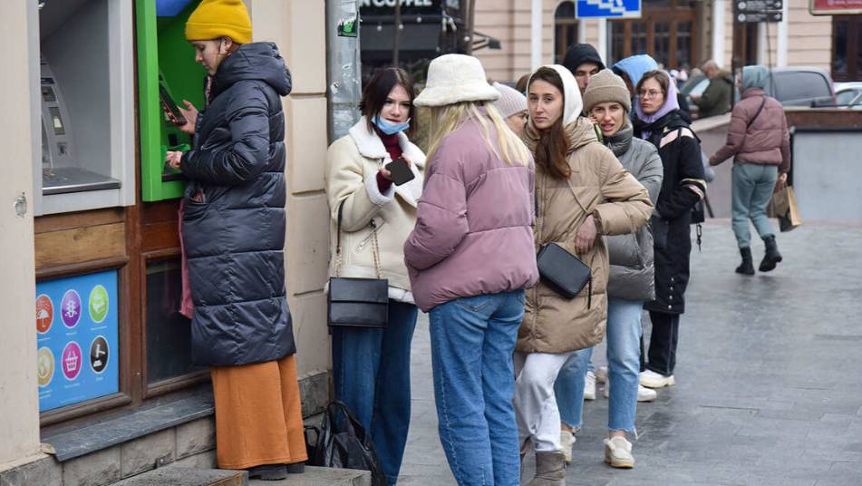 На Украине произошел масштабный сбой в работе банковской системы