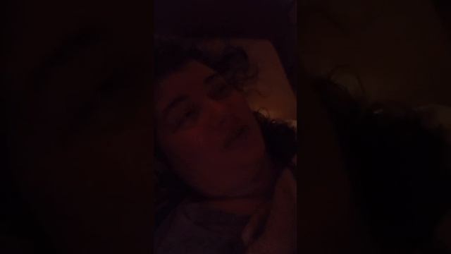 Боялась раствориться в толпе, а теперь хочу стать снегом или раствориться во вселенной