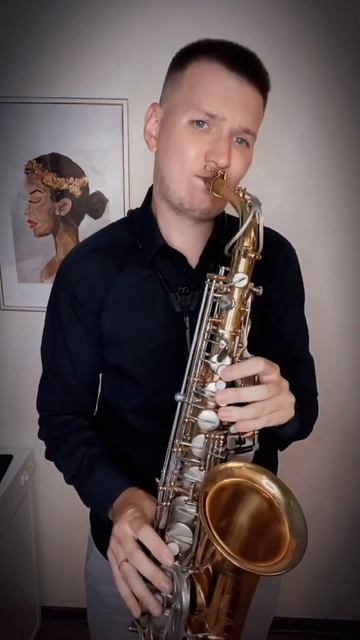 Где то летом саксофон 🎷