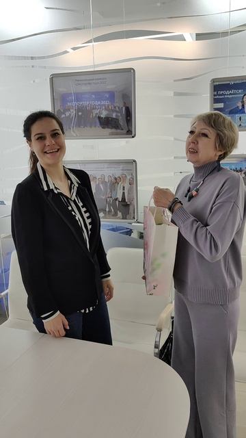 Поздравляем клиента с покупкой квартиры в Севастополе