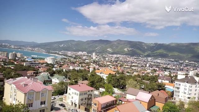 это можно заметить только в быстрой съёмке.