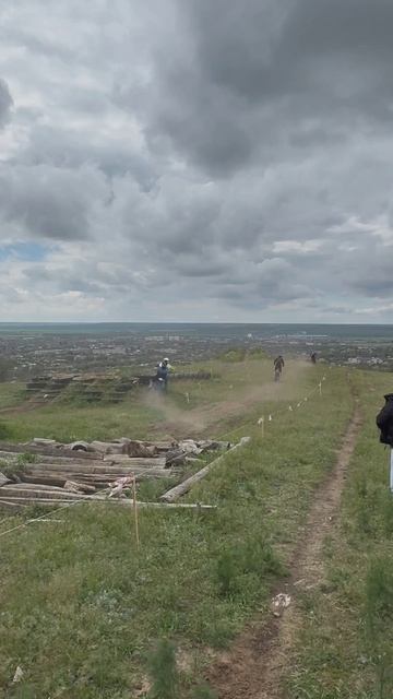 Запуск Балкарскими-авиалиниями)))
