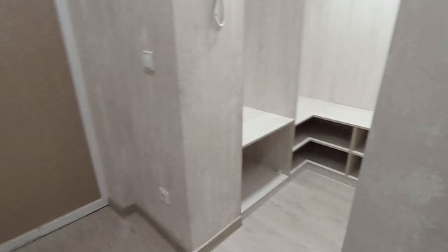 Прихожая угловая в нише (102/577)