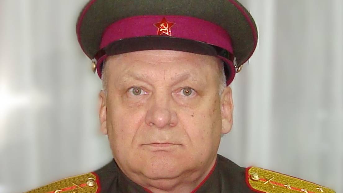 Ленин и сейчас живее всех живых. Но с годами жить по-ленински — к подрасстрельным мыслям...