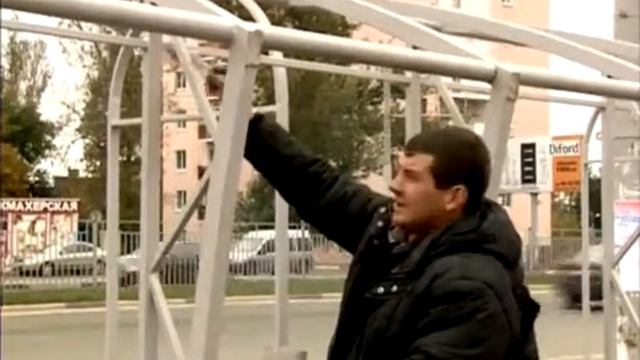 На Московском проспекте установили новый остановочный комплекс