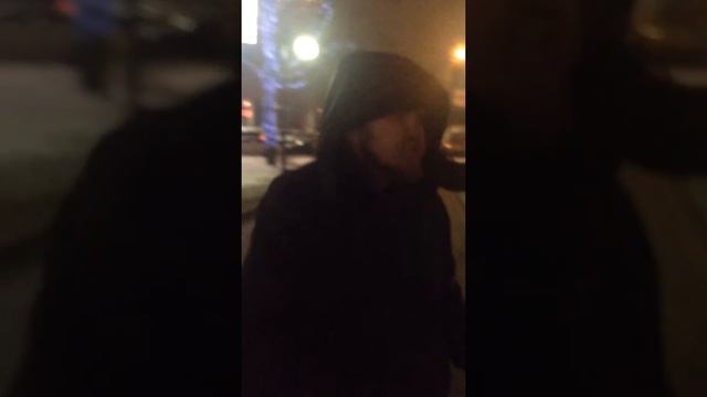 Мужик зачитал реп. Челяба.