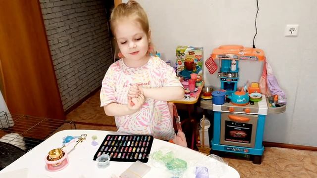 Сквиш лаборатория . Делаю Таба лапки,которые застывают за 20 минут и не липнут к рукам.