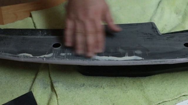 Scraped up Carbon Fiber lip gets refinished - Varis Style - BMW F30