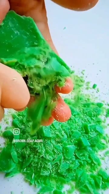 Резка мыла от мыльного блогера @BROWN.SOAP.ASMR