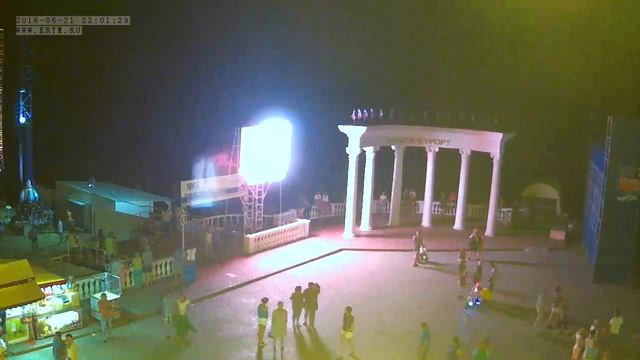 Вебкамера "Ротонда". Запись 21.06.2016 22:00:25