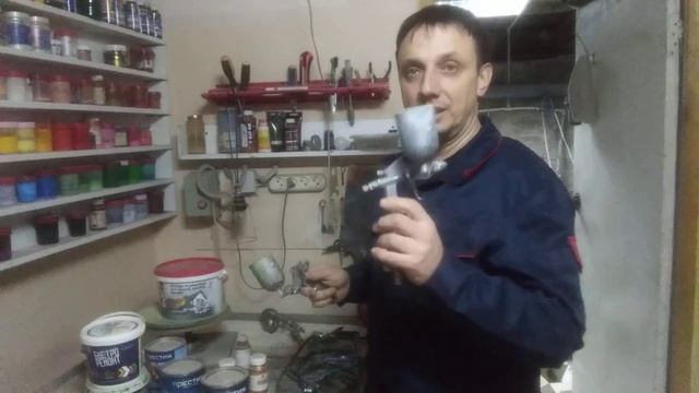 Чем красить садовые фигуры.