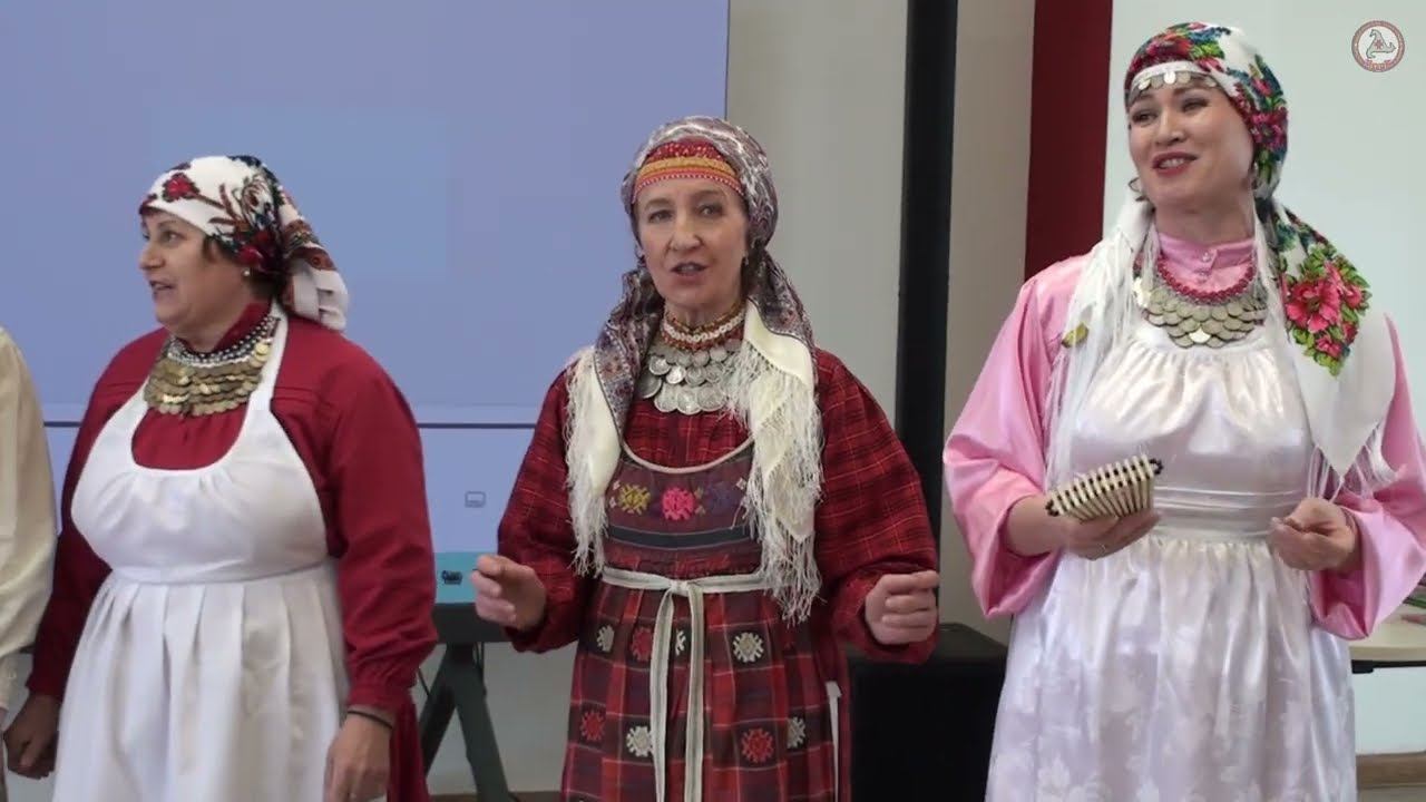 "Стою на полустаночке", ансамбль "Сюлэм гур" при РОО "Герд".