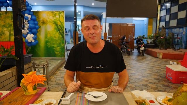 Обзор 7777 Restaurant. Роскошь! Гламур!