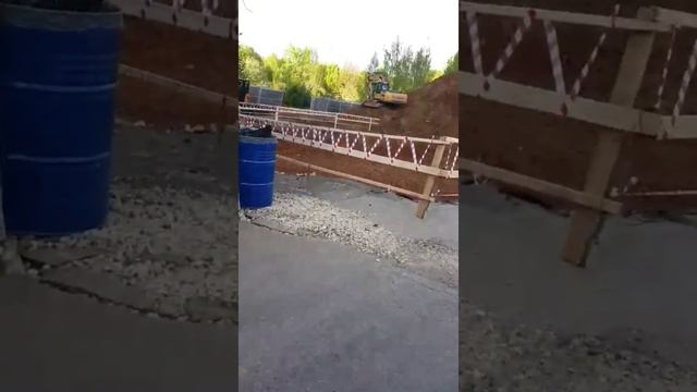 Жители вызвали полицию и написали заявления по факту вырытых котлованов на Крылатских холмах