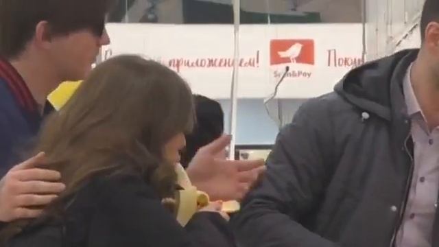 EDWARD BIL НОВЫЙ ПРАНК / ПРЕДЛАГАЕТ ДЕВУШКУ BIL EDWARD