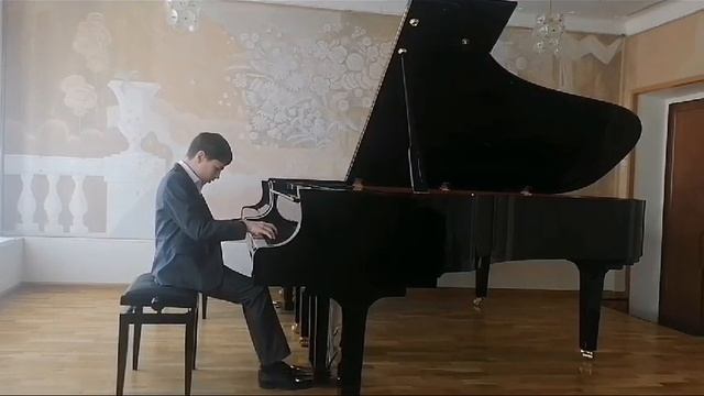 А. Гедике "Гроза".