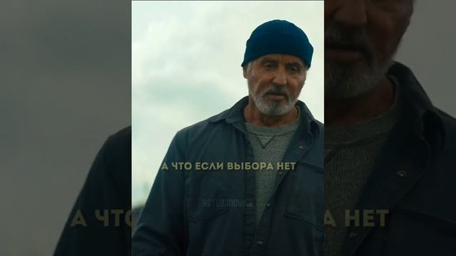 Старый боксер начал учить парнишку 💪 #кино #фильмы