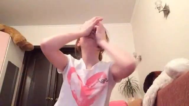 Когда твой одноклассник принёс конфеты на др