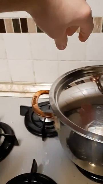Приготовила супруга еду...
