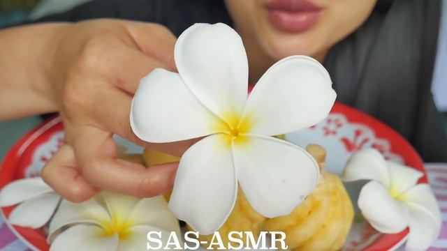ASMR Mini PINEAPPLE (CRUNCHY EATING SOUNDS) | SAS-ASMR