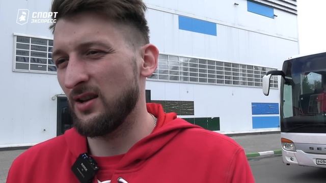 Уйдет ли основной вратарь "Сибири"? День с Алексеем Шевченко