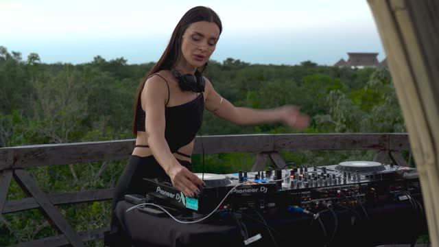 Korolova @ Tulum (Mexico) [Melodic Techno & Progressive House Mix]