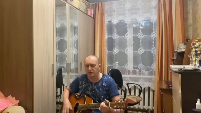 По чёрной полосе 
Автор и исполнитель: Владимир Курочкин