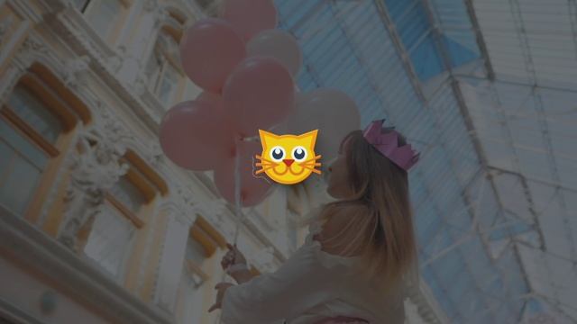 ролик с логотипом