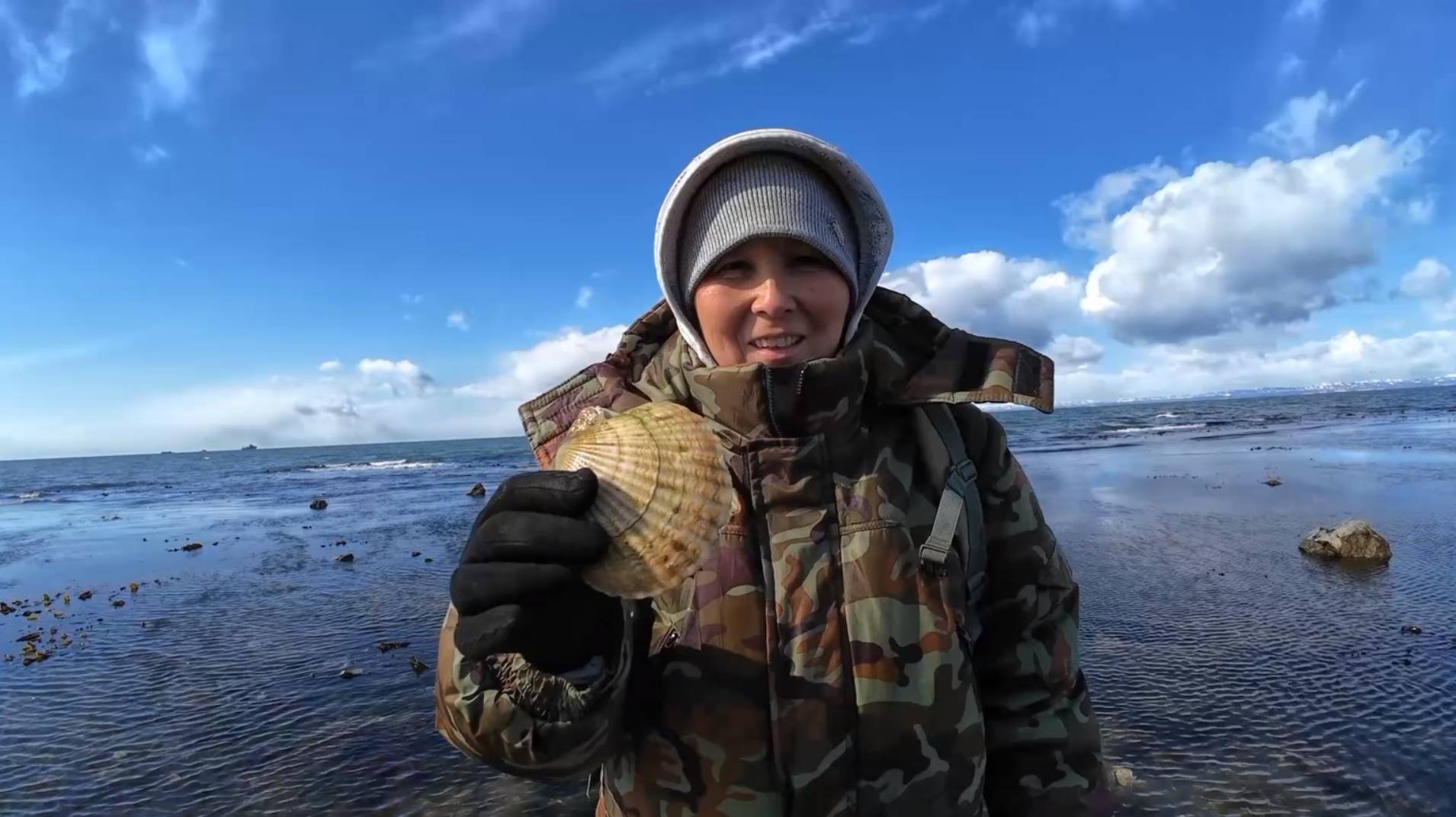 Поход на море, за ракушкой и морской капустой..