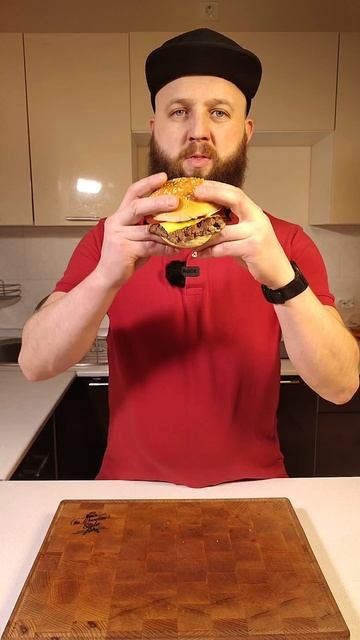 Кушайте и не кого не слушайте🍴