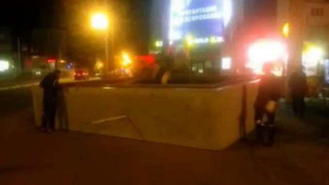 В Ярославле убрали незаконную рекламу на пересечении