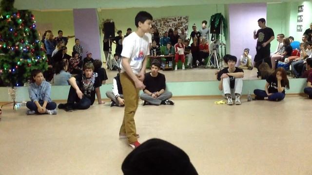 (2nd) Нурбек vs Бекс (1\8) "NEW YEAR PLAY BATTLE" [29.12.2012]