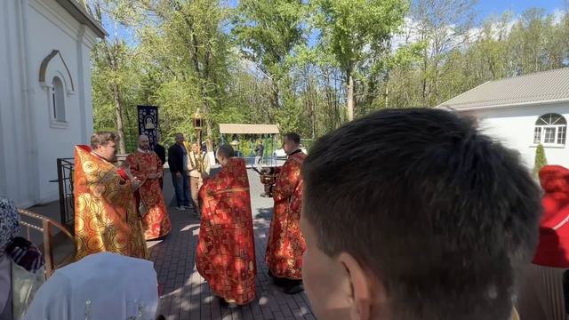 Антипасха.27 апреля 2025. Крестный ход. Храм Спиридона Тримифунтского