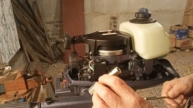 ЗИП набор лодочного мотора. Не все подходит.