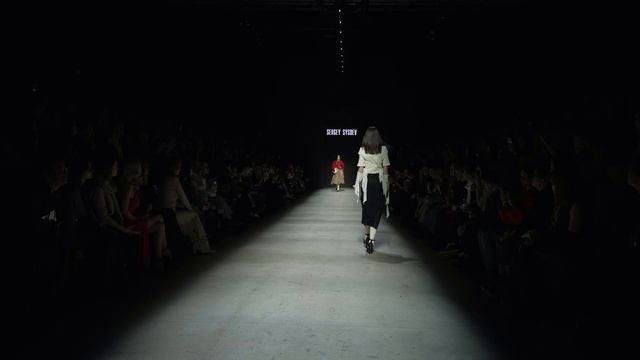 Московская неделя моды - показ SERGEY SYSOEV