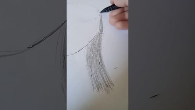 рисую портрет девушки.