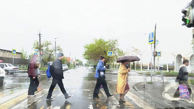 «Дождик в Троицке — кап, кап»