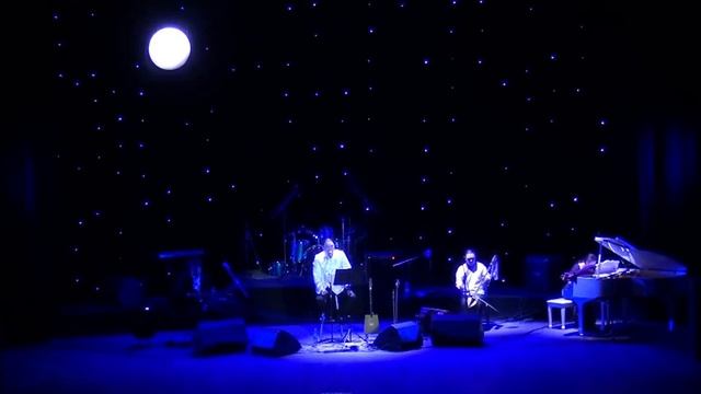 "Сен барыңда" - Ай-Хаан Ооржак / сөзү: Аржаан Ооржак, / аялгазы: Аяна Монгуш