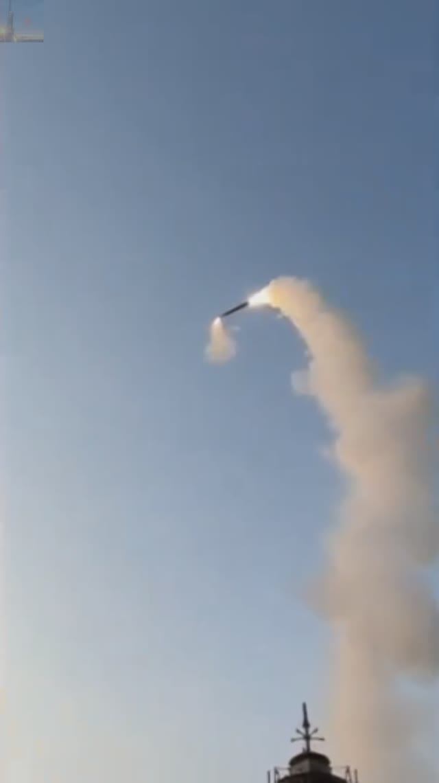 Зрелищные испытательные пуски ВМФ Индии противокорабельных ракет🚀