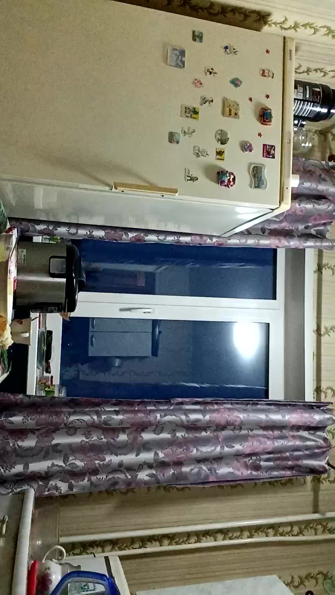 секс с утречка на кухне