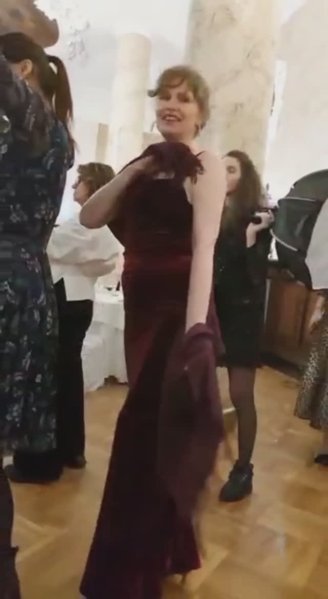 Вперёд цыганочка..#viral#trending #shorts #dance #ladystyle #анжеликаширинская