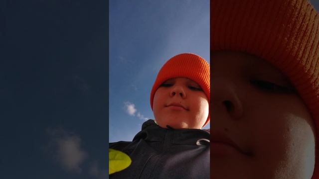 показал свой посёлок