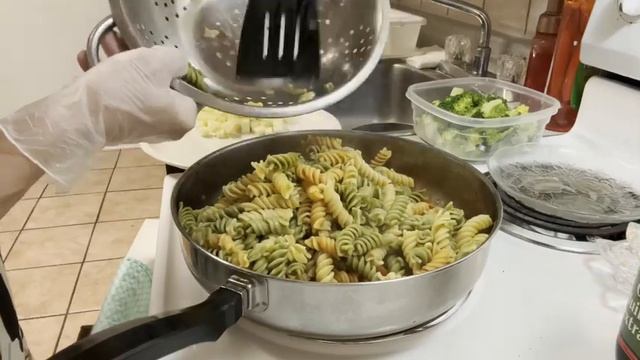 Vlog 40 Broccoli Cherry Tomato Pasta| Easy Recipe