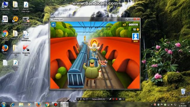 Как играть в игру Subway Surfers?