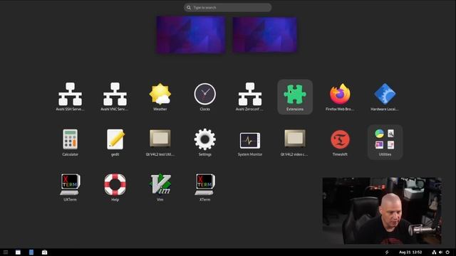 Установка и первый взгляд на Crystal Linux