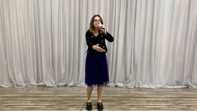 Леонтьева Полина, "Я маму рисую"