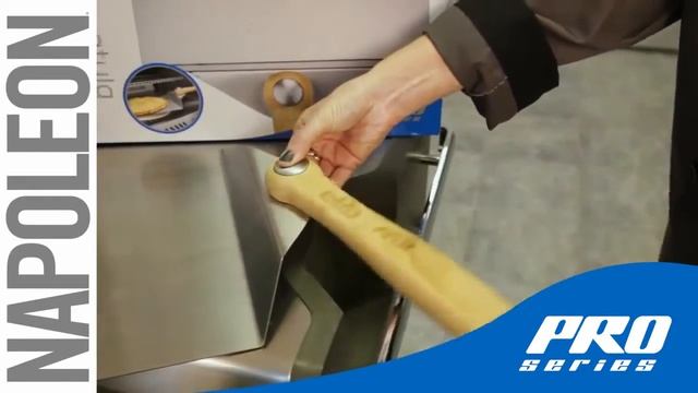 Лопатка для пиццы со складной ручкой Napoleon PRO