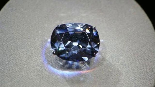 Blast 104 || a French traveler used to buy the 112-carat Hope diamond