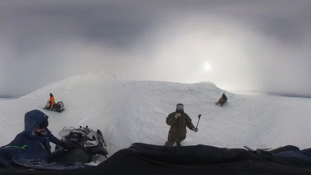 дорога по хребту горы Ослянка