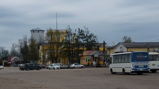 Остановка в пути и прогулка. Город Луга